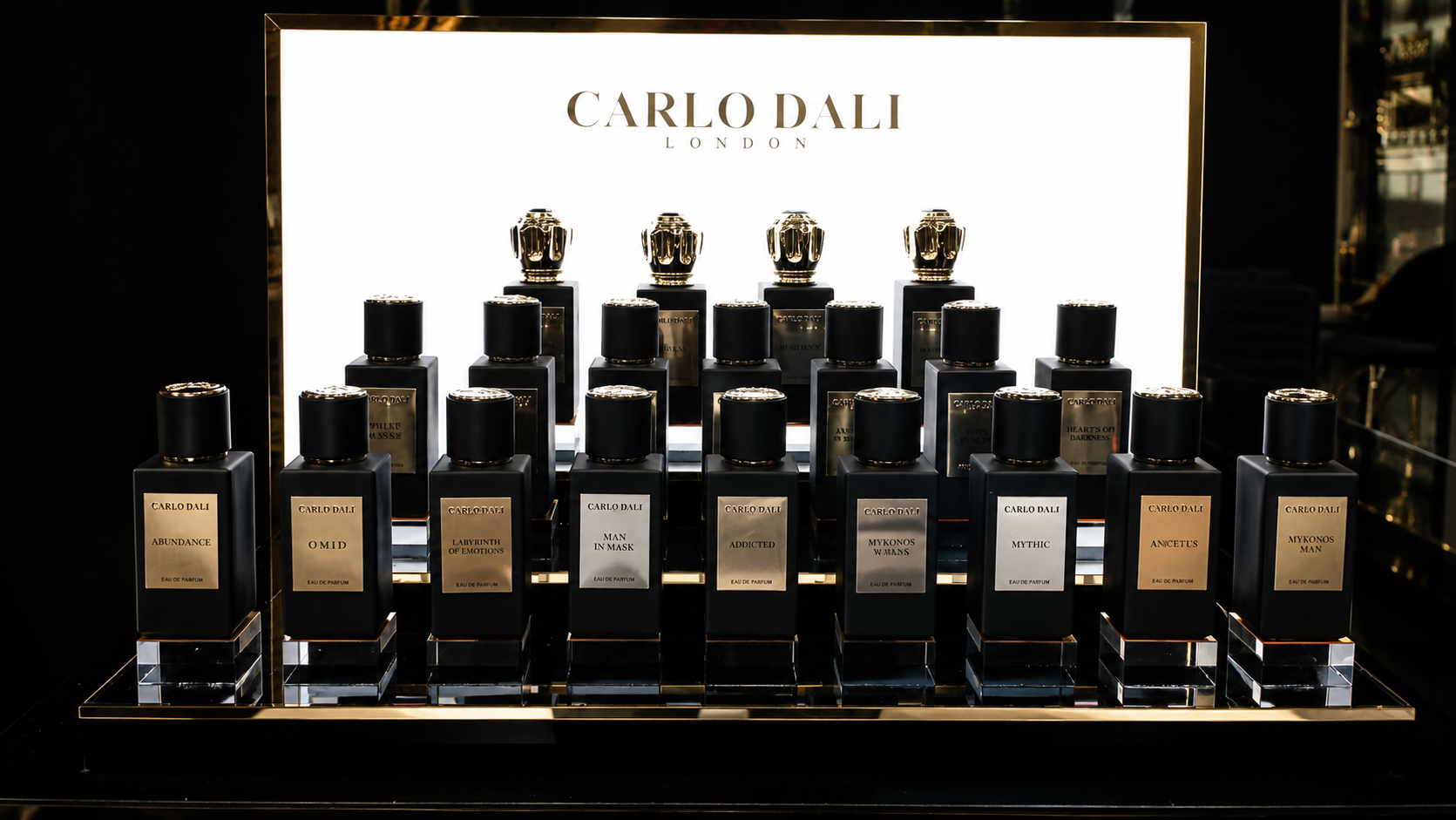 LUXURY ILLUMINATED PERFUME DISPLAY STAND